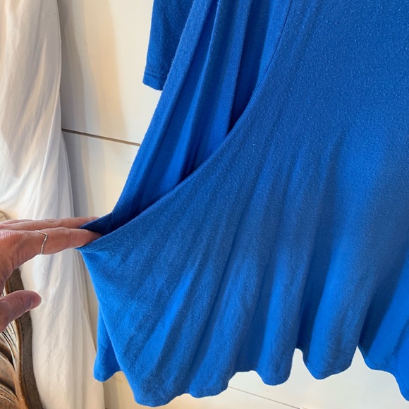 Blue Flowy Tunic - Picture 3 of 3